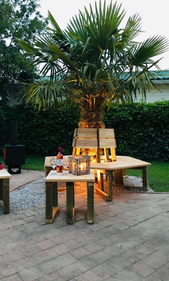 De Corner van Zeeland met jacuzzi Sint-Annaland Buitenkant foto