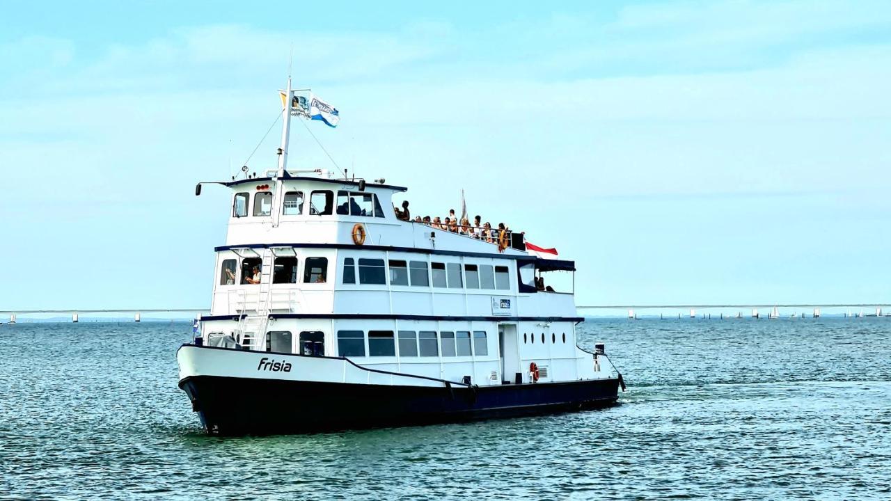 De Corner van Zeeland met jacuzzi Sint-Annaland Buitenkant foto