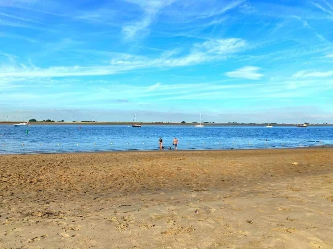 De Corner van Zeeland met jacuzzi Sint-Annaland Buitenkant foto