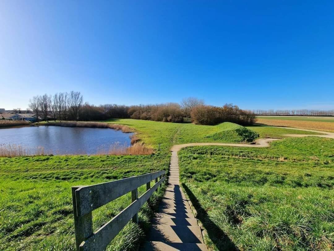 De Corner van Zeeland met jacuzzi Sint-Annaland Buitenkant foto